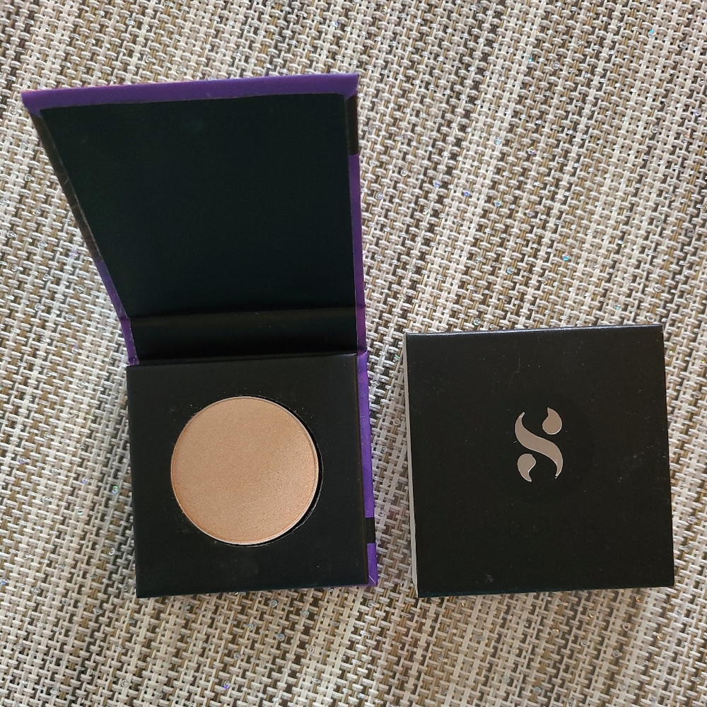 Sugar Cosmetics Contour DE Force Mini Highlighter